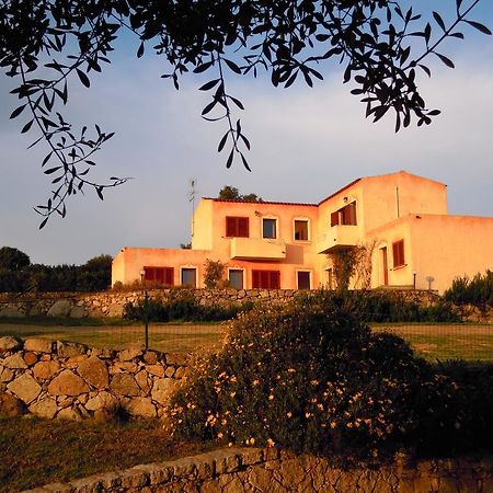 Agriturismo Candela Arzachena Ngoại thất bức ảnh