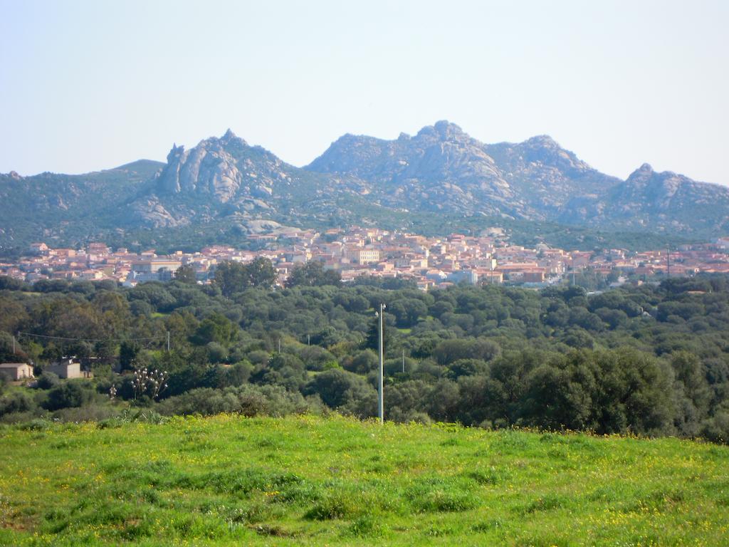 Agriturismo Candela Arzachena Ngoại thất bức ảnh